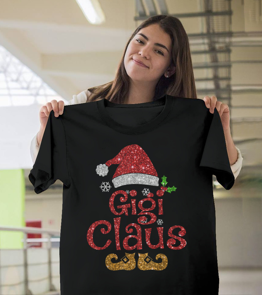 Gigi Claus Santa Hat Snowflakes Holly Elf Shoes T-Shirt