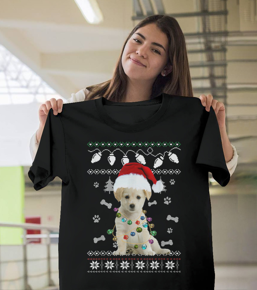 Labrador Retriever Christmas Dog Light Santa Hat Festive Paw Prints T-Shirt