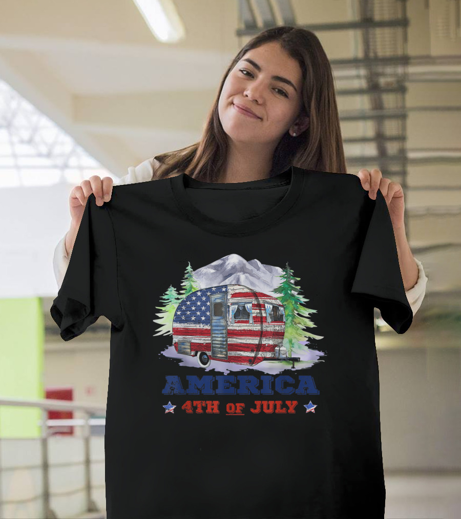 America 4th of July Camping Van USA Flag Camper T-Shirt