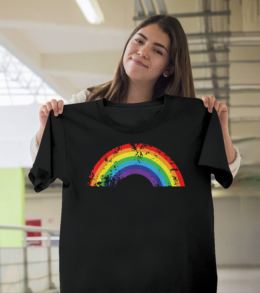 Cool Elegant Rainbow Vintage Retro 80's Style Rainbow T-Shirt