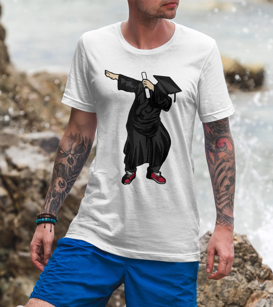 Dabbing Graduate Dance With Grad Hat And Diploma T-Shirt