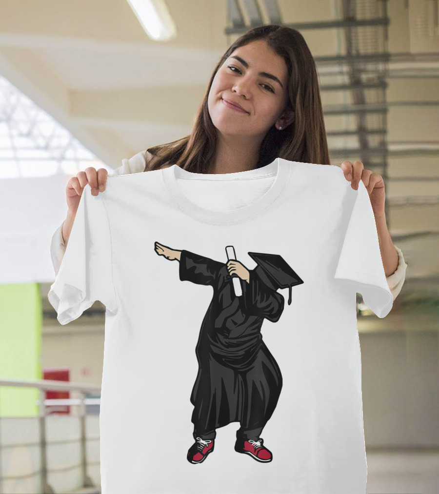 Dabbing Graduate Dance With Grad Hat And Diploma T-Shirt