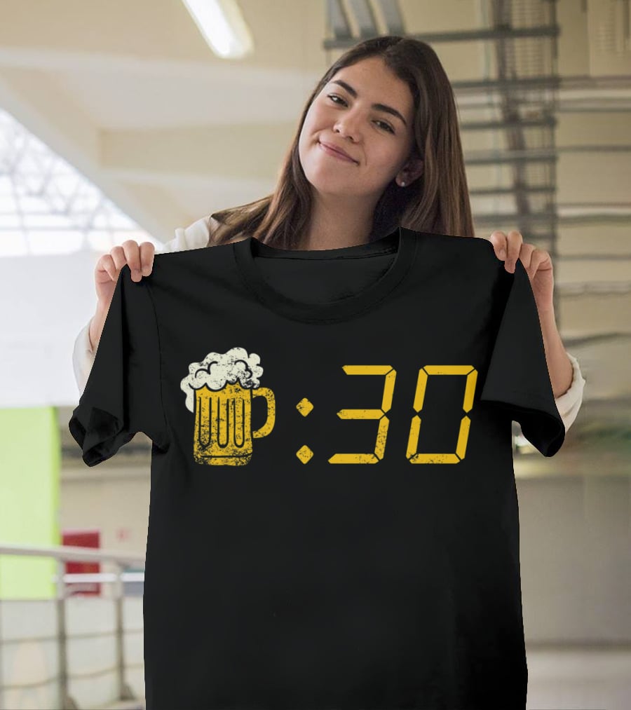 Beer Mug Digital Clock Display :30 Funny Drinking Or Getting Drunk T-Shirt