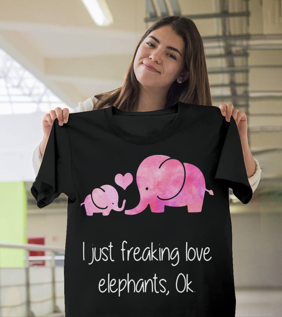 I Just Freaking Love Elephants Ok Pink Elephant Heart Design For Elephant Lovers T-Shirt