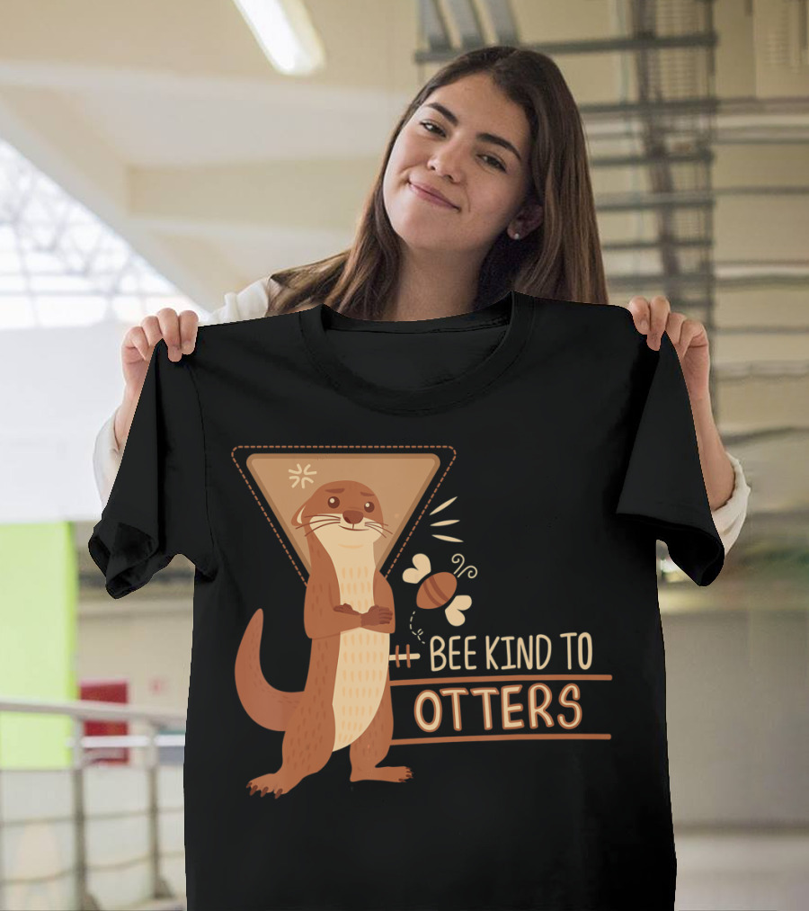 Bee Kind To Otters Otter With Bee And Geometric Background T-Shirt