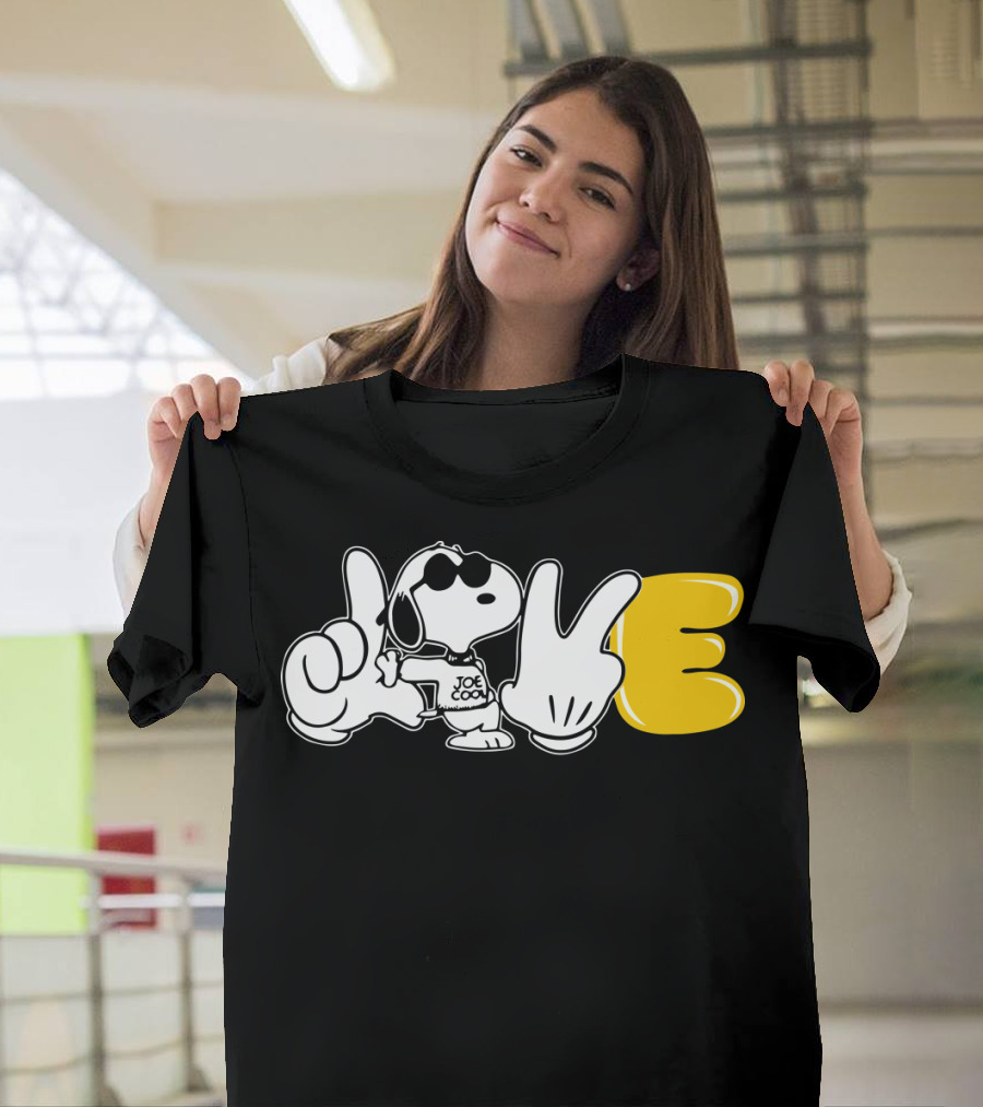 Love Sign Language Joe Cool Snoopy The Peanuts Movie T-Shirt