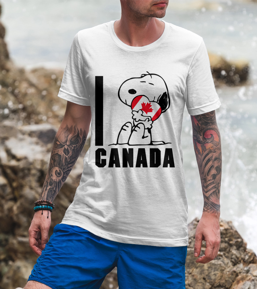 I Love Canada Snoopy Hugging Maple Leaf The Peanuts Movie T-Shirt