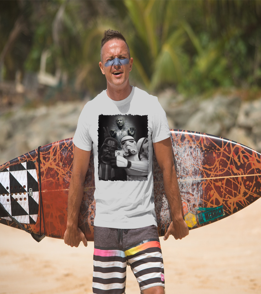 Selfie Together Darth Vader Stormtroopers Han Solo Frozen Star Wars T-Shirt