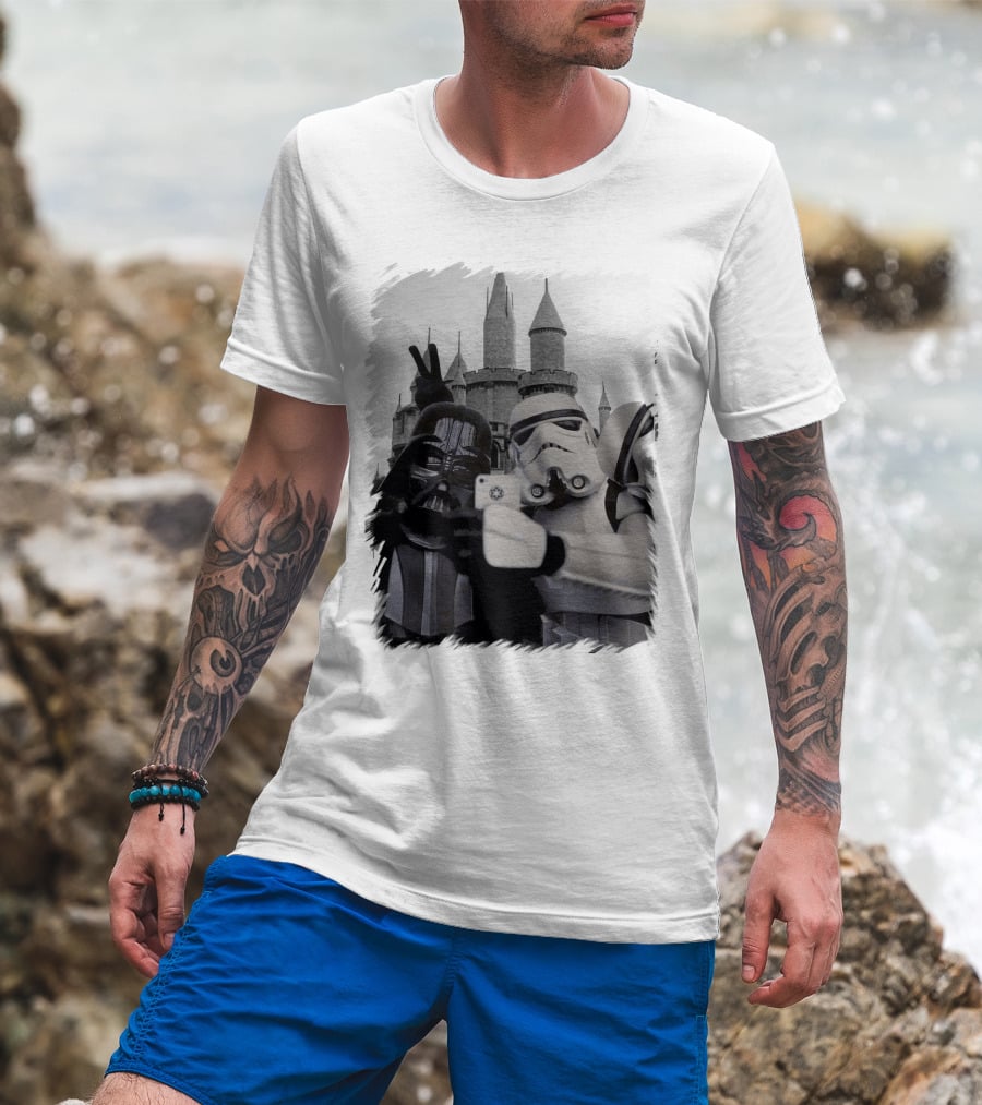 Selfie With Darth Vader And Stormtroopers At Disneyland Castle Star Wars T-Shirt