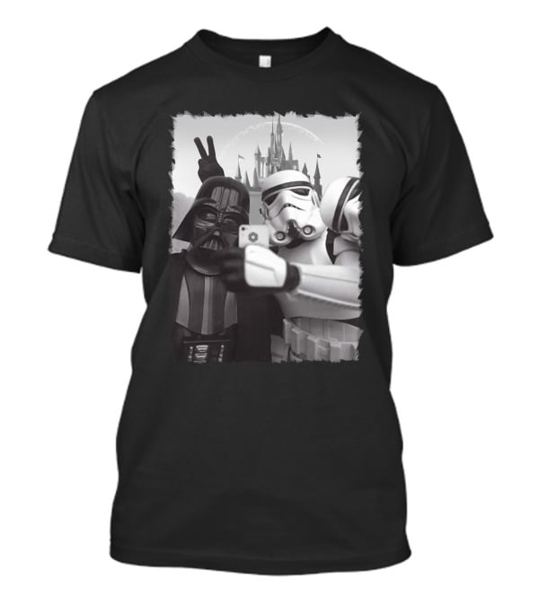 Selfie In Disneyworld Darth Vader Star Wars Stormtrooper Peace Sign Castle T-Shirt