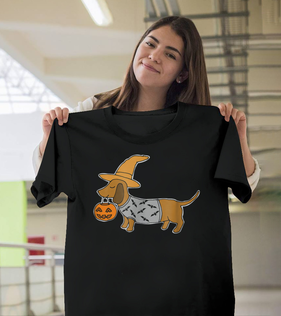 Daschund Halloween Witch Hat Pumpkin Bat Costume T-Shirt