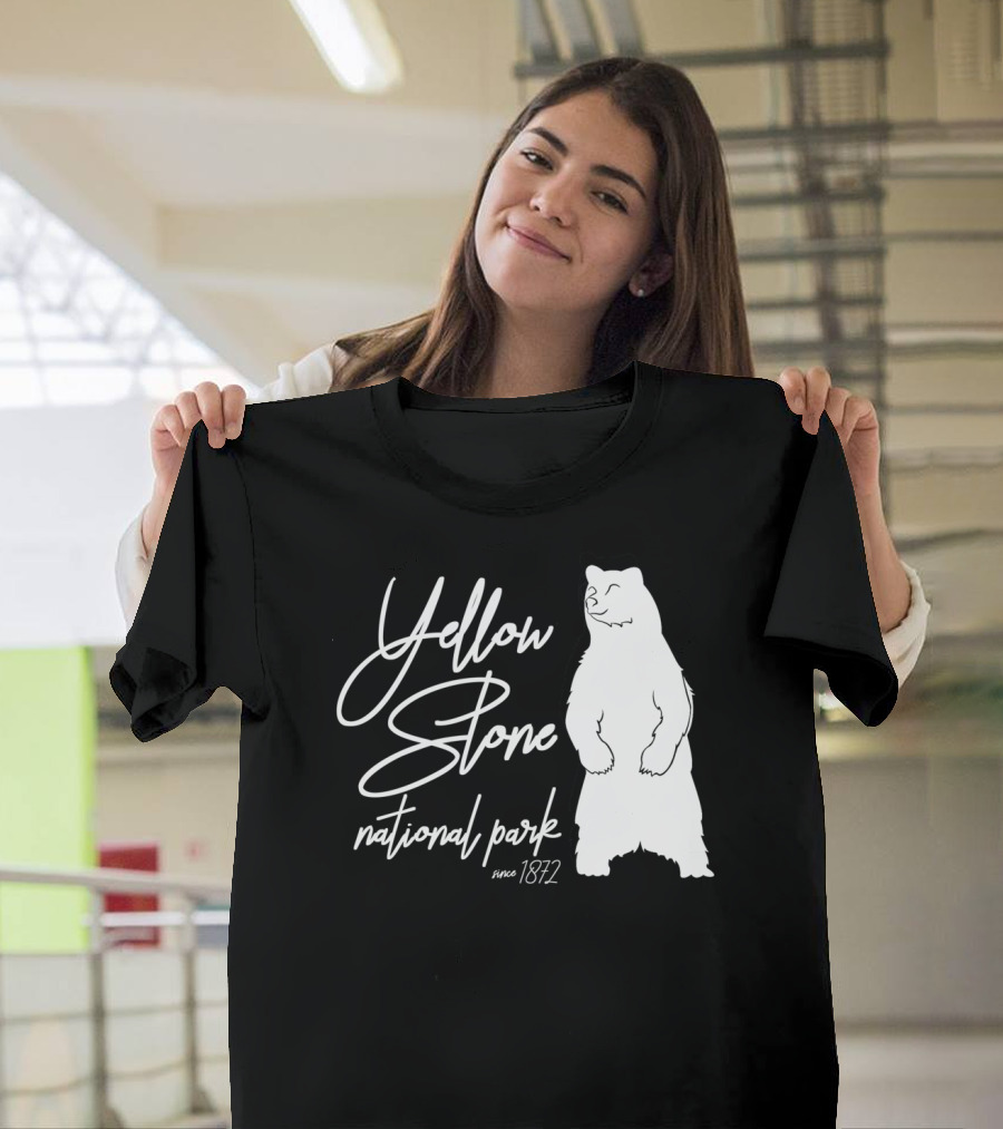 Yellowstone National Park Since 1872 Retro Style Bear T-Shirt