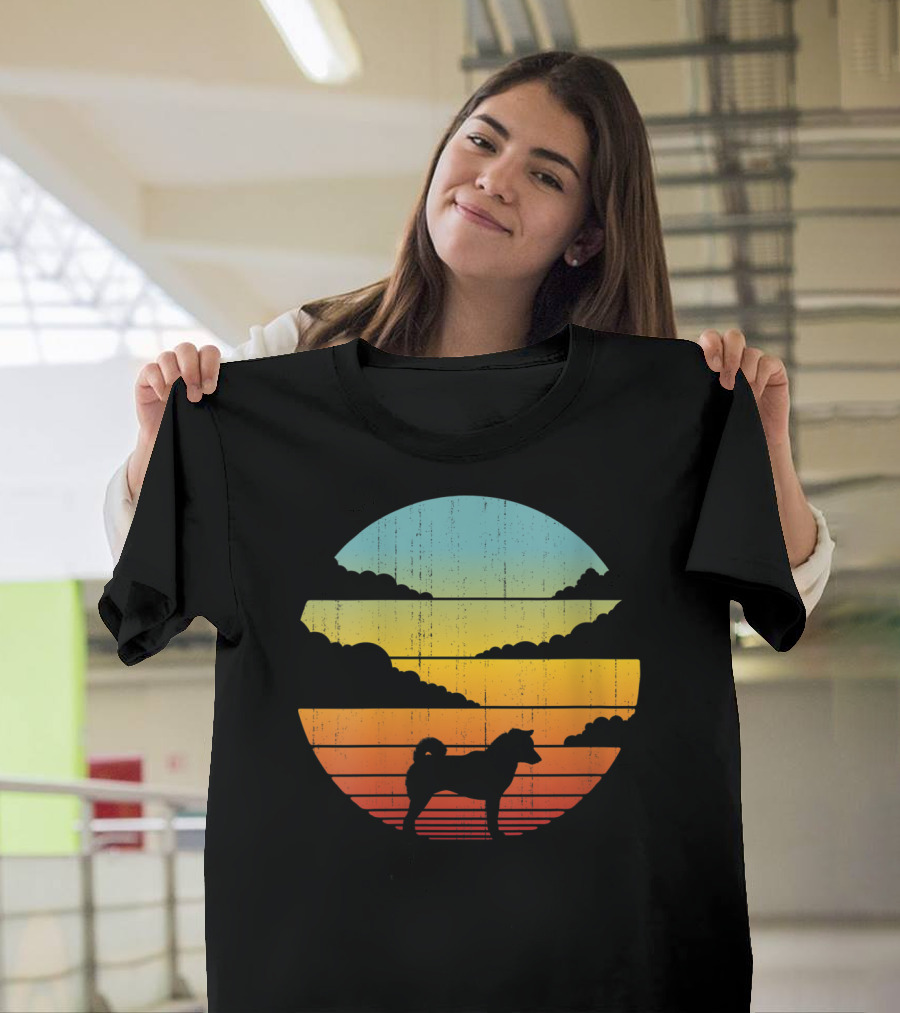 Shiba Inu Sunset Silhouette Vintage Style 60s 70s Retro Horizon T-Shirt