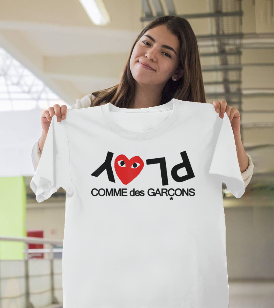 COMME des GARÇONS Play Heart Pocket T-Shirt