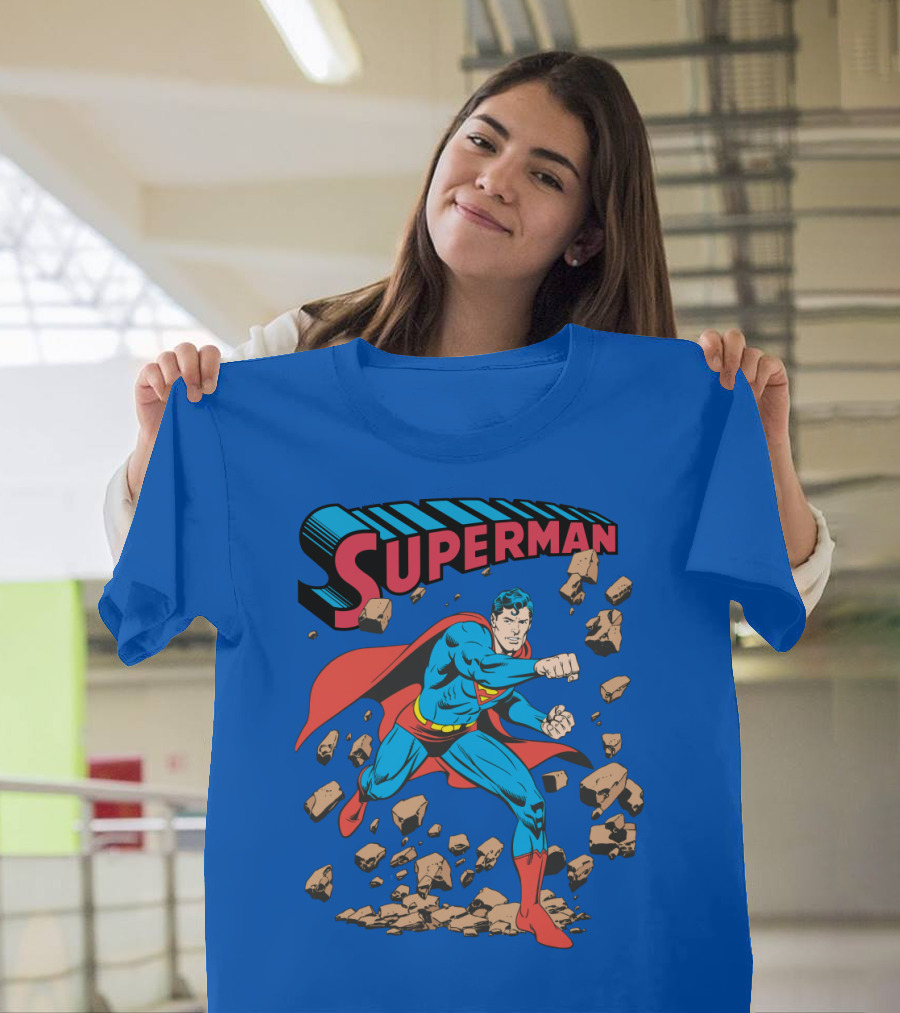 Superman Breaking Rocks In Classic Pose T-Shirt