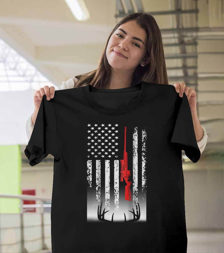 USA Flag Deer Hunting Rifle Antlers T-Shirt