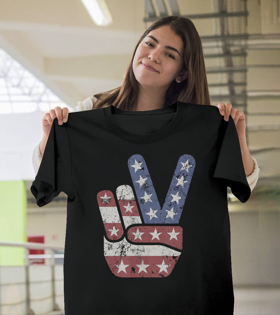 Peace Sign American Flag Hand USA T-Shirt