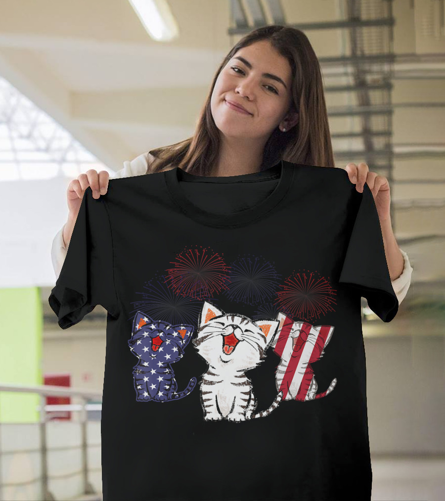 Smile Cat American Flag With Fireworks T-Shirt