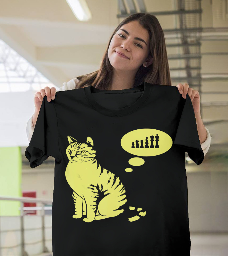 Cat Lover Chess-Playing Cat in Deep Thought with Chess Pieces T-Shirt