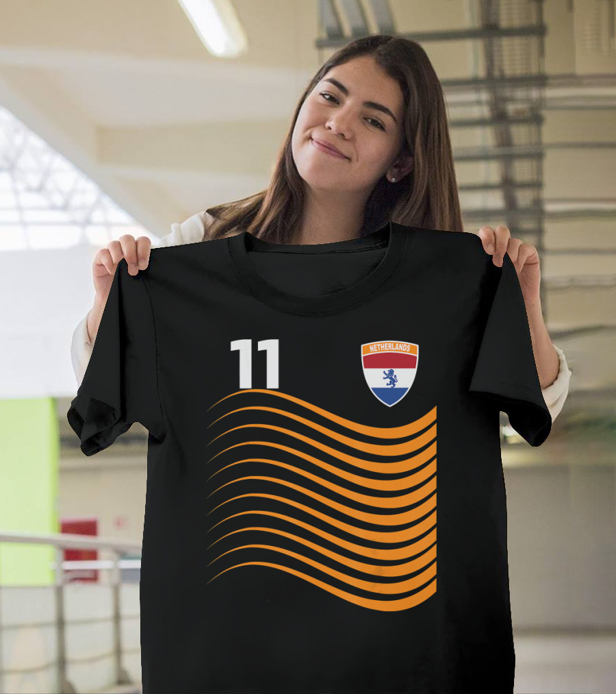 Netherlands Soccer Jersey Nederland Footb 11 Wavy Lines Iconic Crest T-Shirt