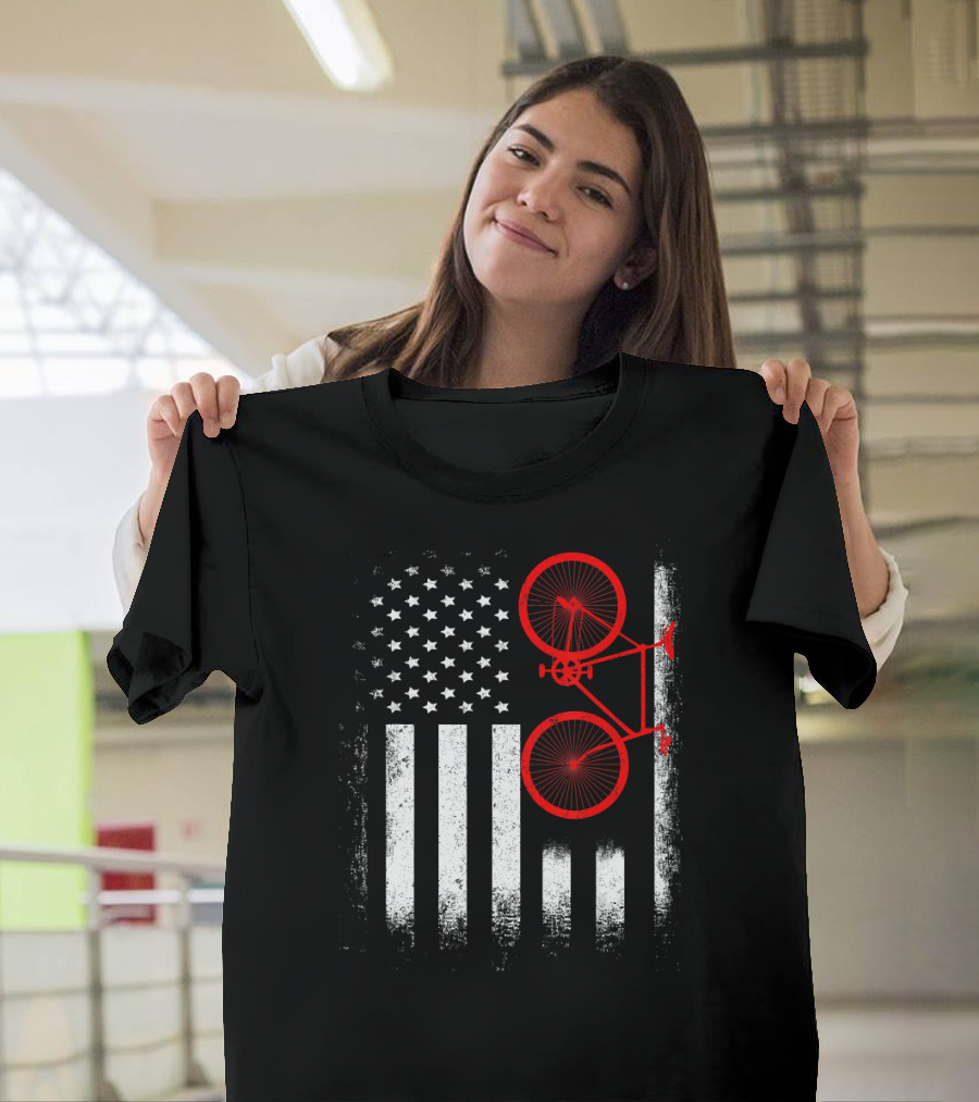 Vintage USA Bicycle American Flag Cycling Fun T-Shirt