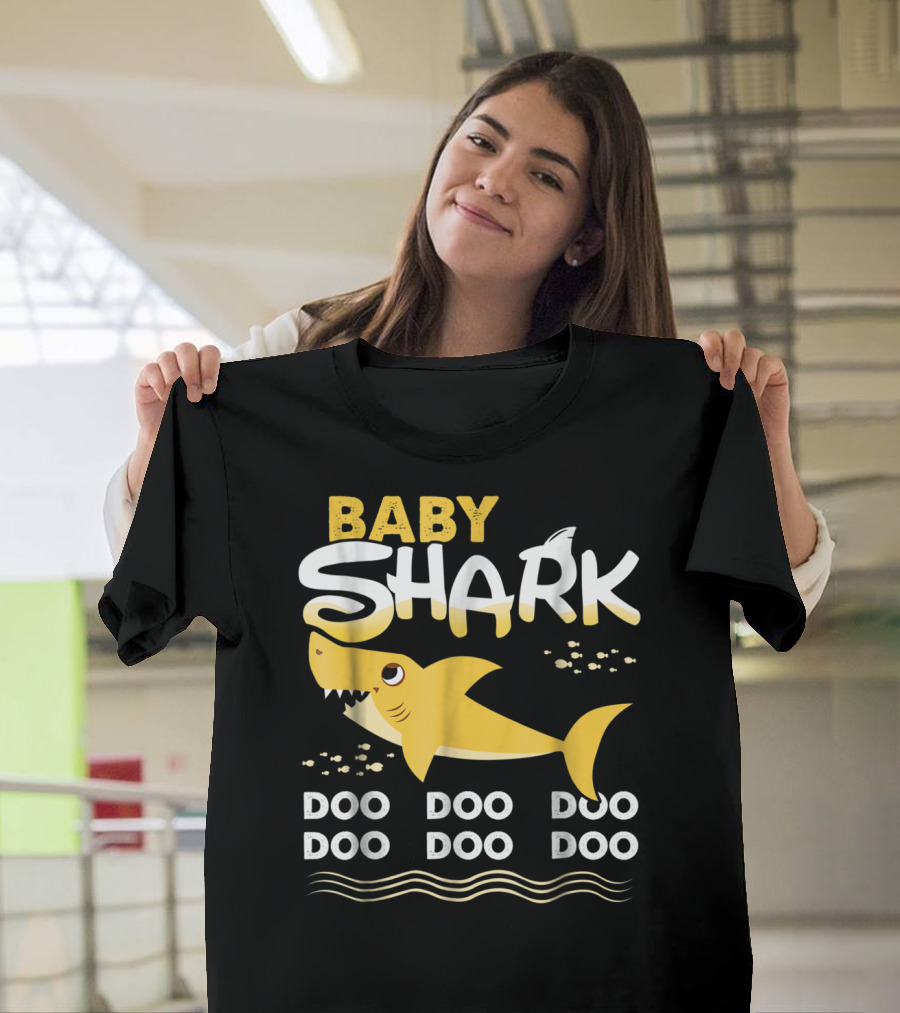 Baby Shark Doo Doo Doo Doo Birthday Boy Girl T-Shirt