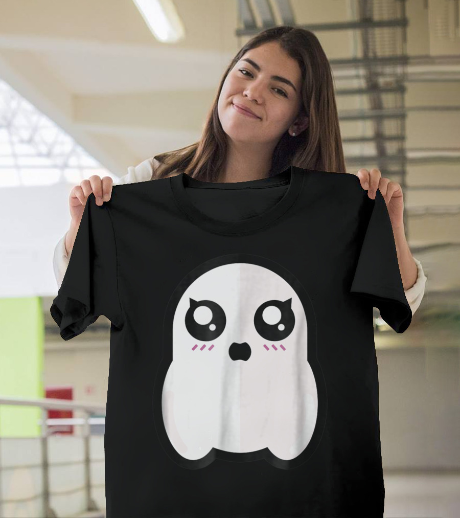 Kawaii Cute Ghost Boo Funny Halloween T-Shirt