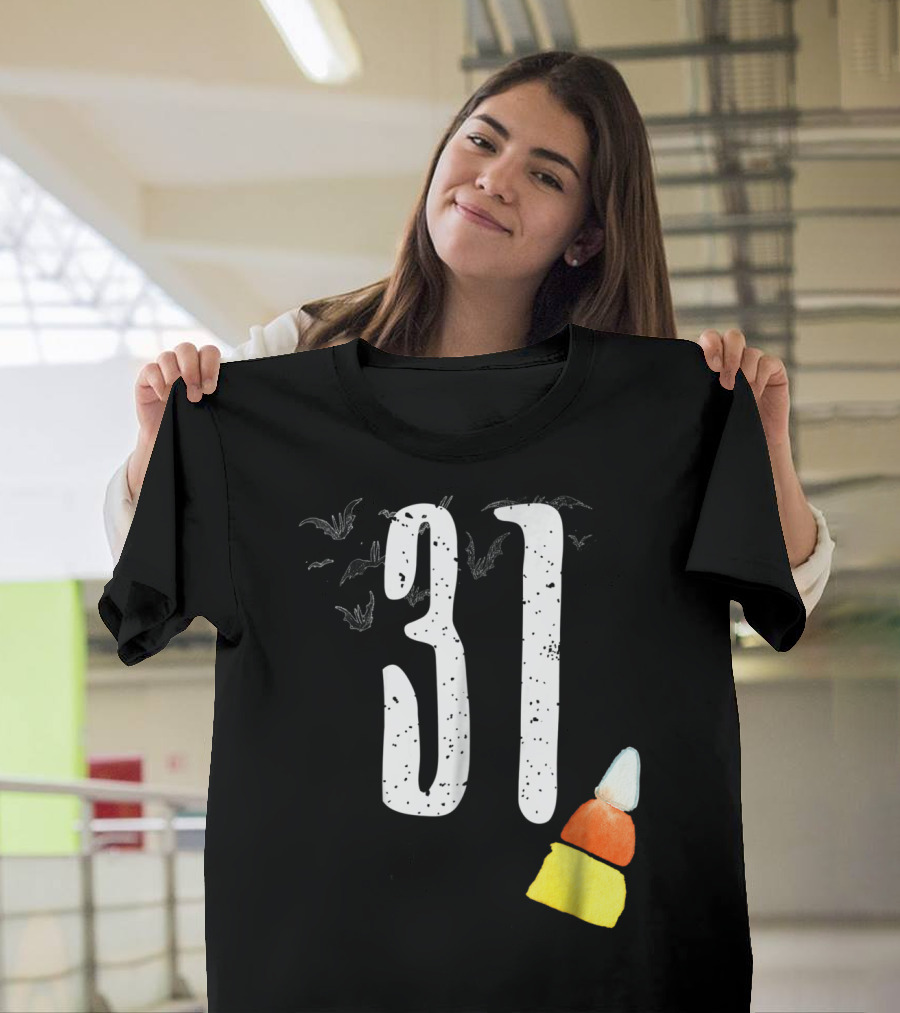 31 Halloween Bats Candy Corn T-Shirt
