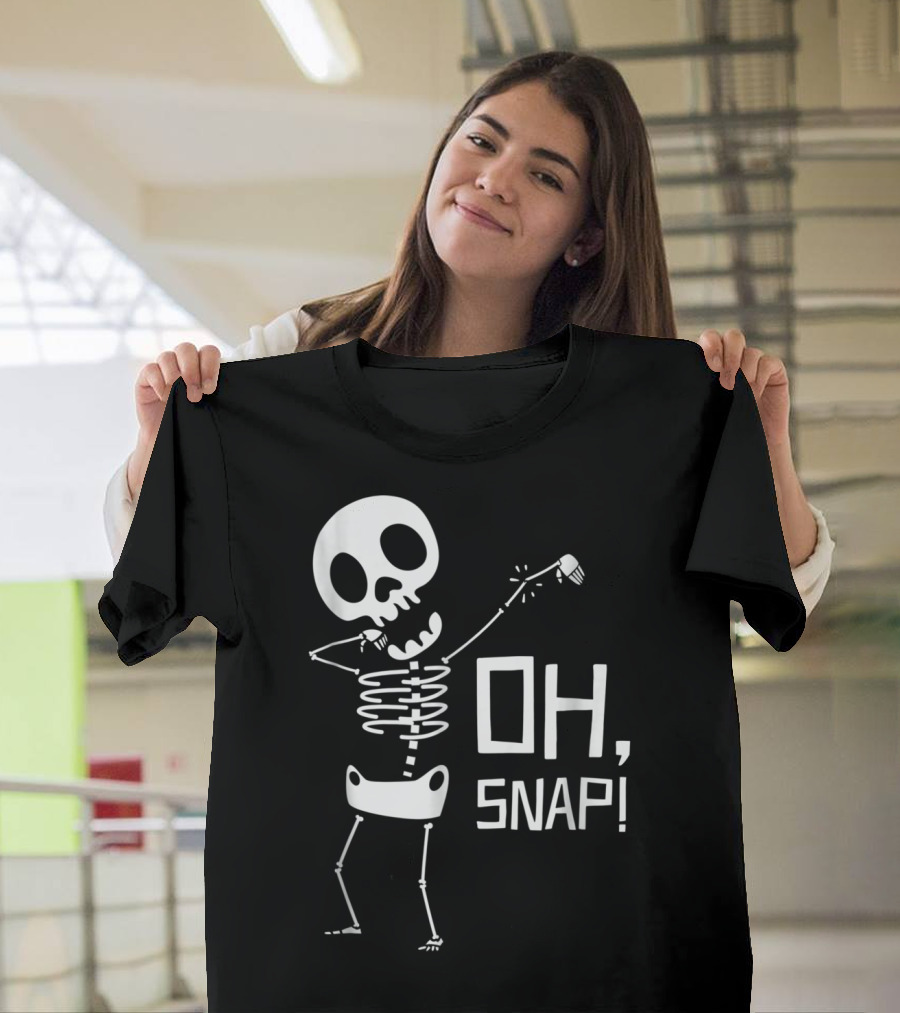 Halloween Oh Snap Dabbing Skeleton Broken Bone T-Shirt