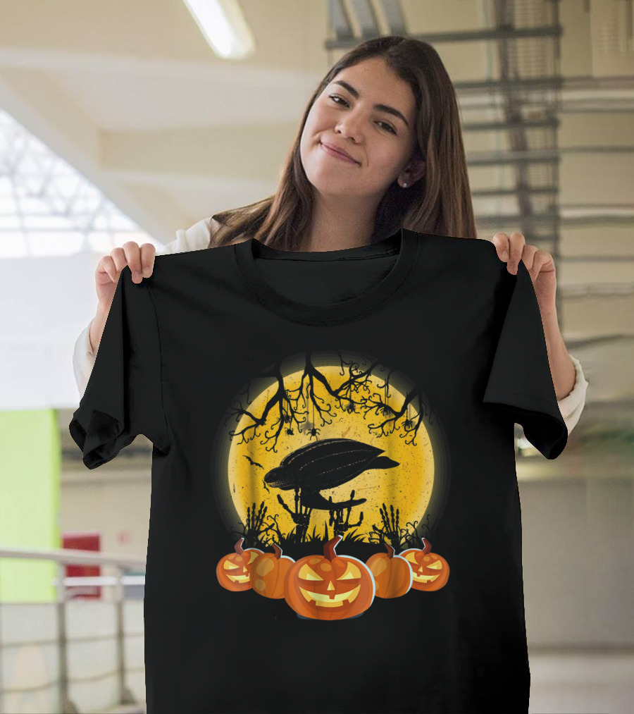 Leatherback Sea Turtle Halloween Moon Jack-o'-Lanterns T-Shirt