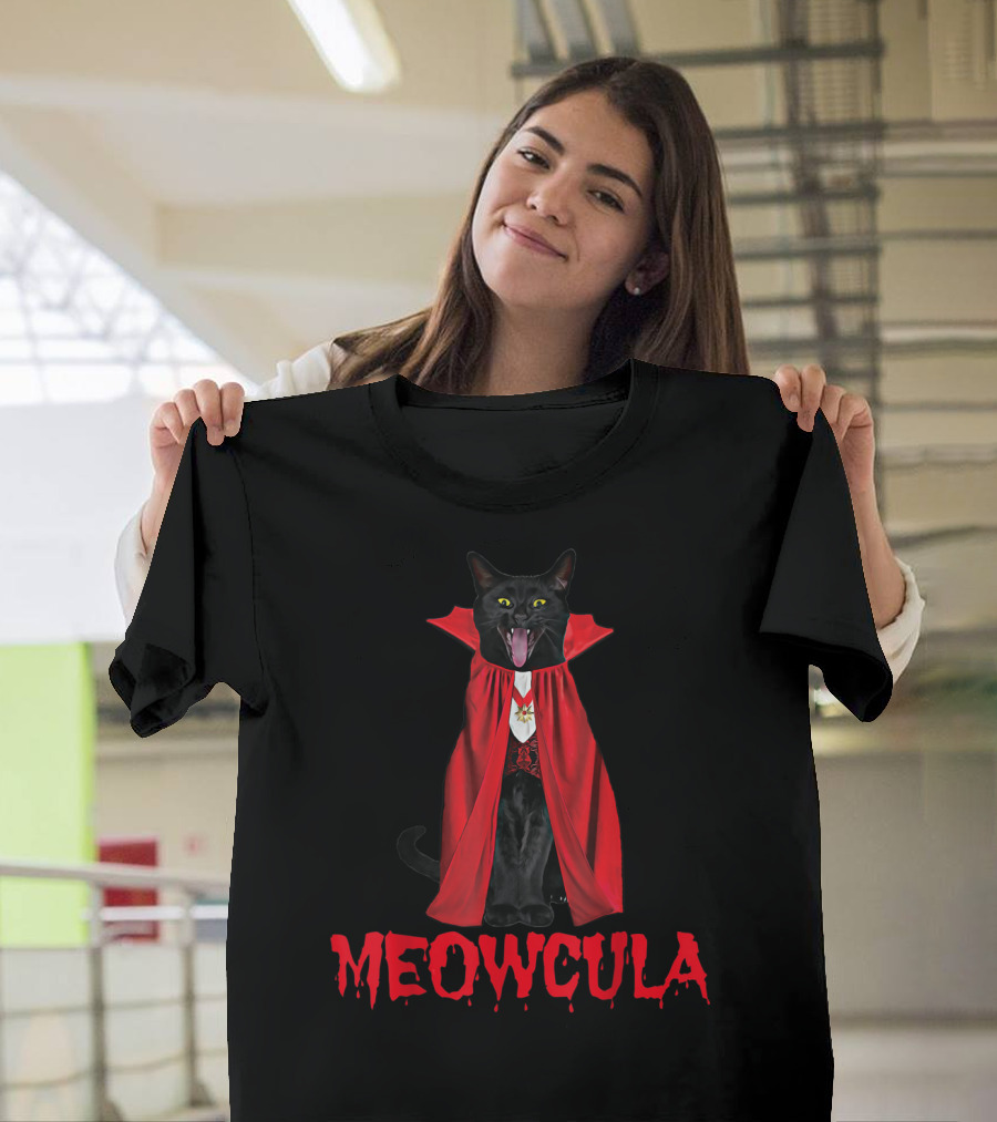 Meowcula Vampire Kitty Black Cat in Red Cape T-Shirt