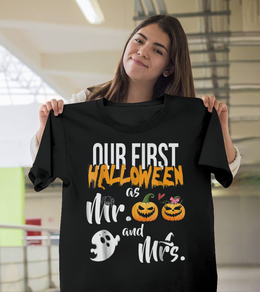 OUR FIRST HALLOWEEN AS MR AND MRS PUMPKINS GHOST SPIDER BOW T-Shirt