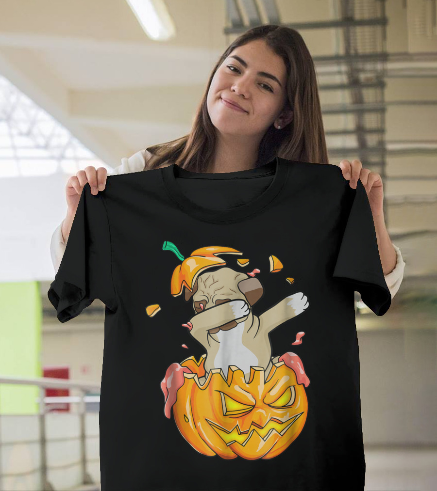 Pug Dabbing in Jack-o'-Lantern Halloween Pumpkin Dab Dance T-Shirt