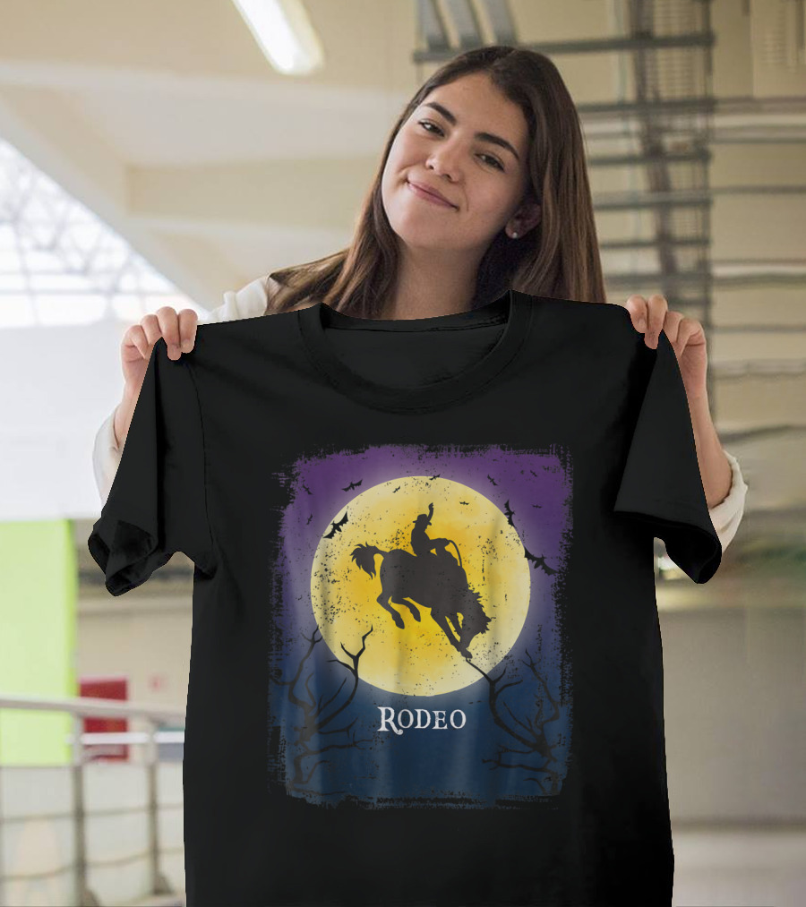 Rodeo Cowboy Halloween Saddle Bronc Full Moon Bat T-Shirt