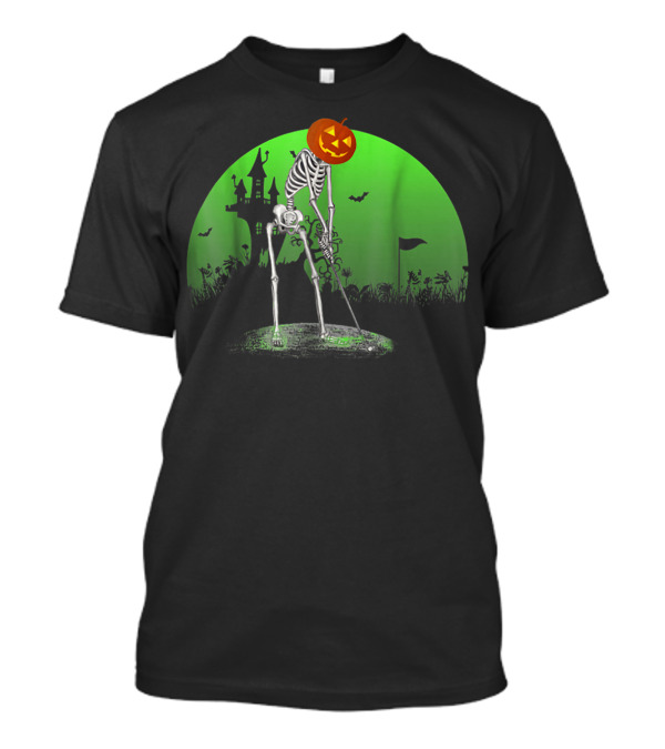 Skeleton Playing Golf With Pumpkin Head Halloween Scary Golf Scene T-Shirt