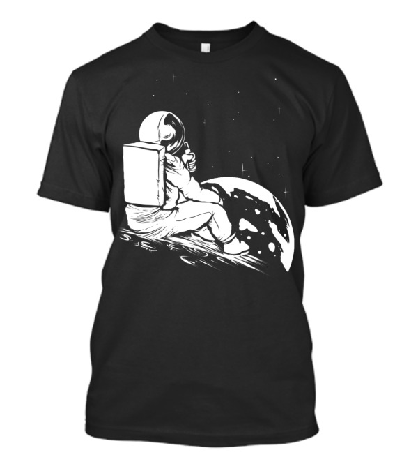 Astronaut Spaceman Drinking Beer On Cosmic Moon T-Shirt