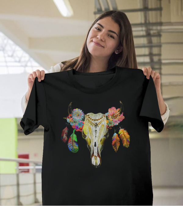 Bohemian Sr Boho Desert Chic Colorful Floral Feather Cattle Cow Skull T-Shirt
