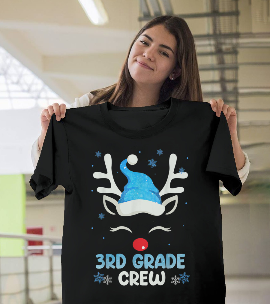 3rd Grade Crew Reindeer Santa Hat Snowflakes T-Shirt