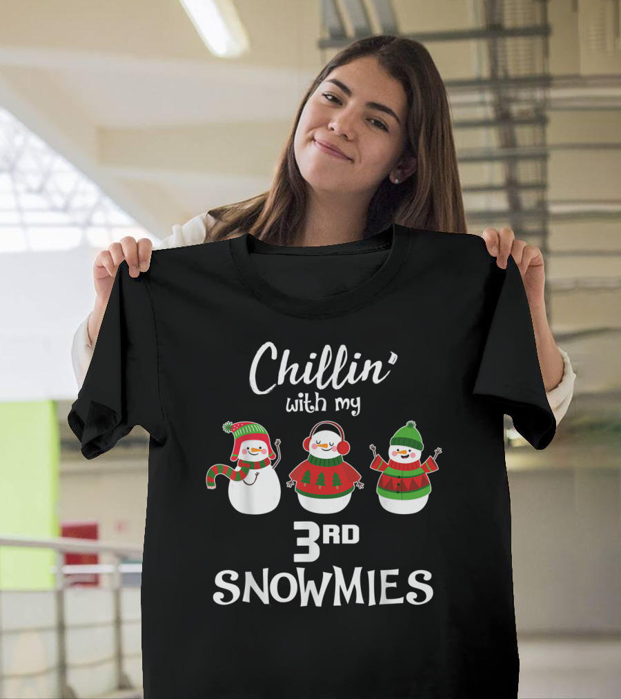 Chillin' With My 3rd Grade Snowmies Festive Snowmen with Winter Hats and Scarves T-Shirt