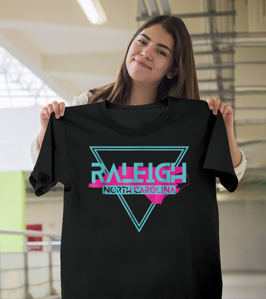 Raleigh North Carolina Triangle NC Retro Style Souvenirs T-Shirt