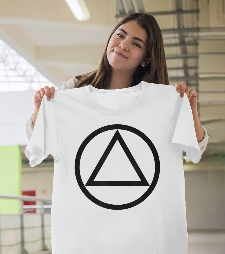 Aa Circle Triangle Symbol Simple Design Black T-Shirt