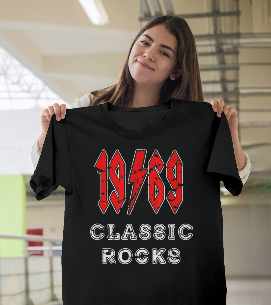 1969 Classic Rocks Birth Day Vintage Style Red Lightning Bolt T-Shirt
