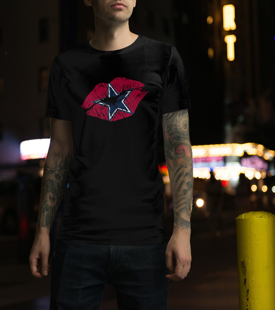 Dallas Cowboys Lips Star Background Black Red Blue T-Shirt