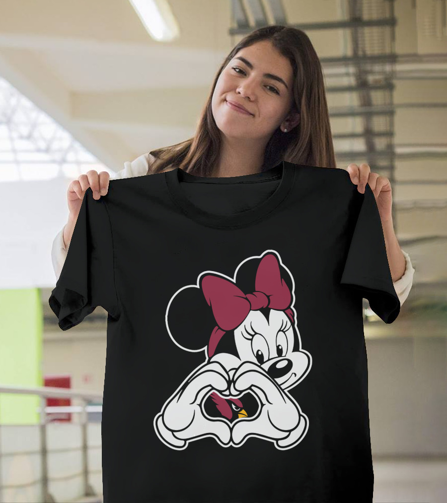 Cardinals Fans Love Minnie Mouse Hand Heart Bow T-Shirt