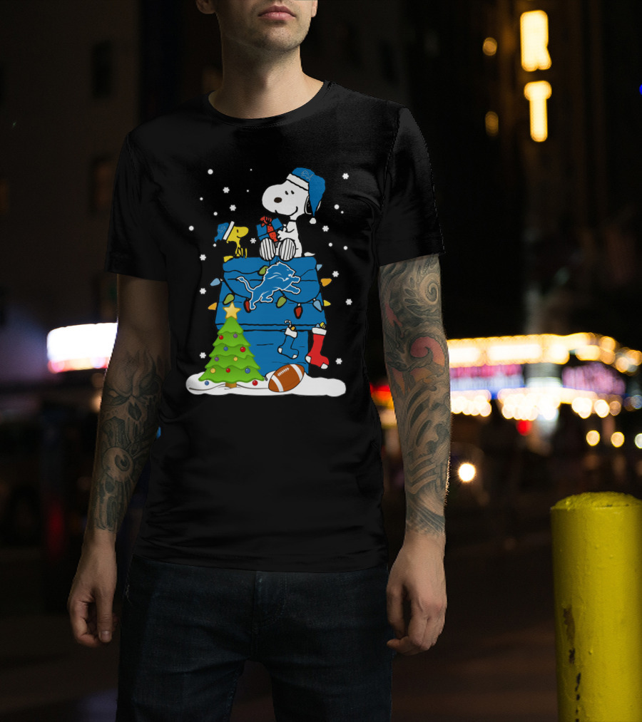 Detroit Lions Snoopy Christmas Football House With Tree And Stockings T-Shirt