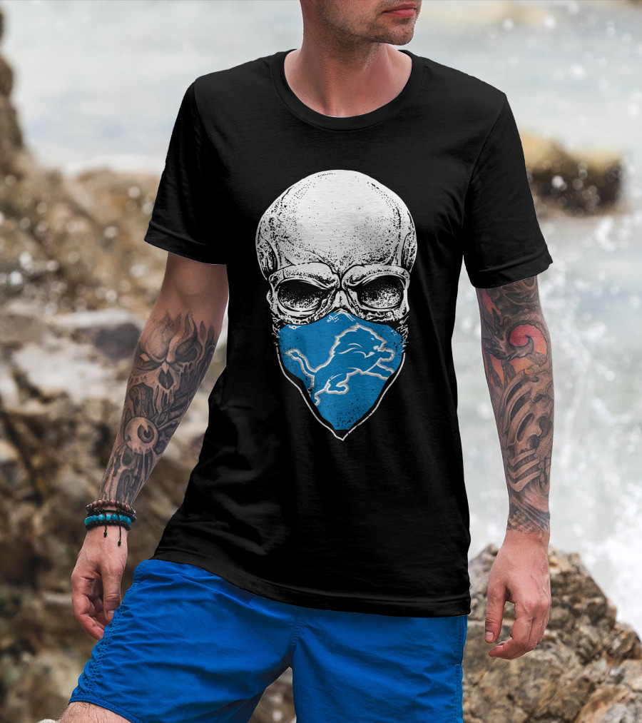 Detroit Lions Skull Bandana T-Shirt