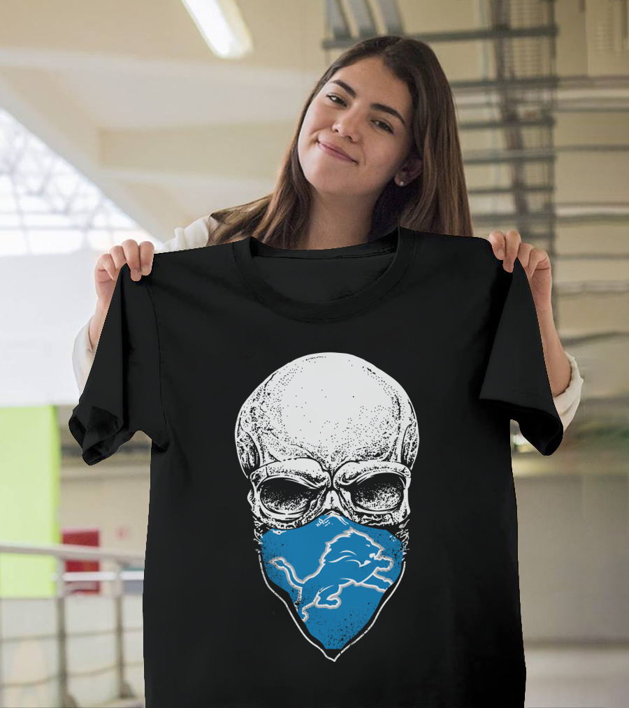 Detroit Lions Skull Bandana T-Shirt