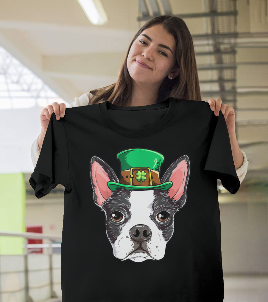 Boston Terrier St Patricks Day Leprechaun Dog With Green Hat T-Shirt