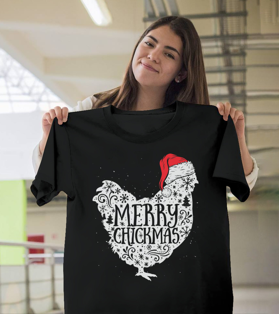 Merry Chickmas Chicken with Santa Claus Hat T-Shirt