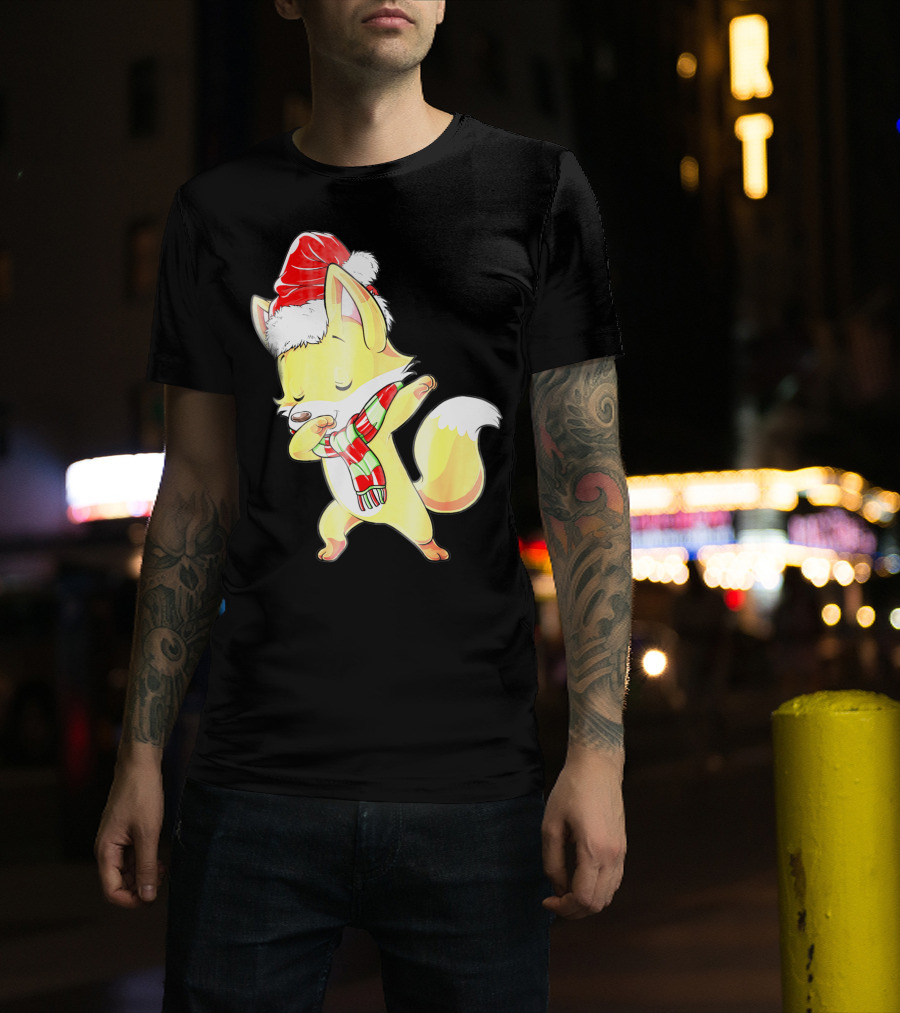 Christmas Fox Dabbing In Santa Hat And Scarf T-Shirt